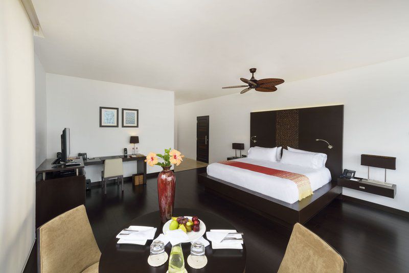 Pikaia Lodge Santa Cruz Island Екстер'єр фото